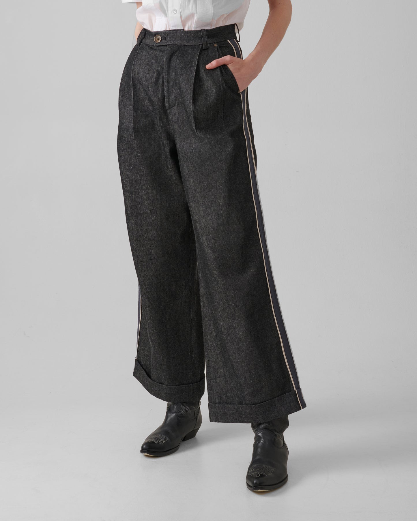 Iconico Denim Collector Trousers